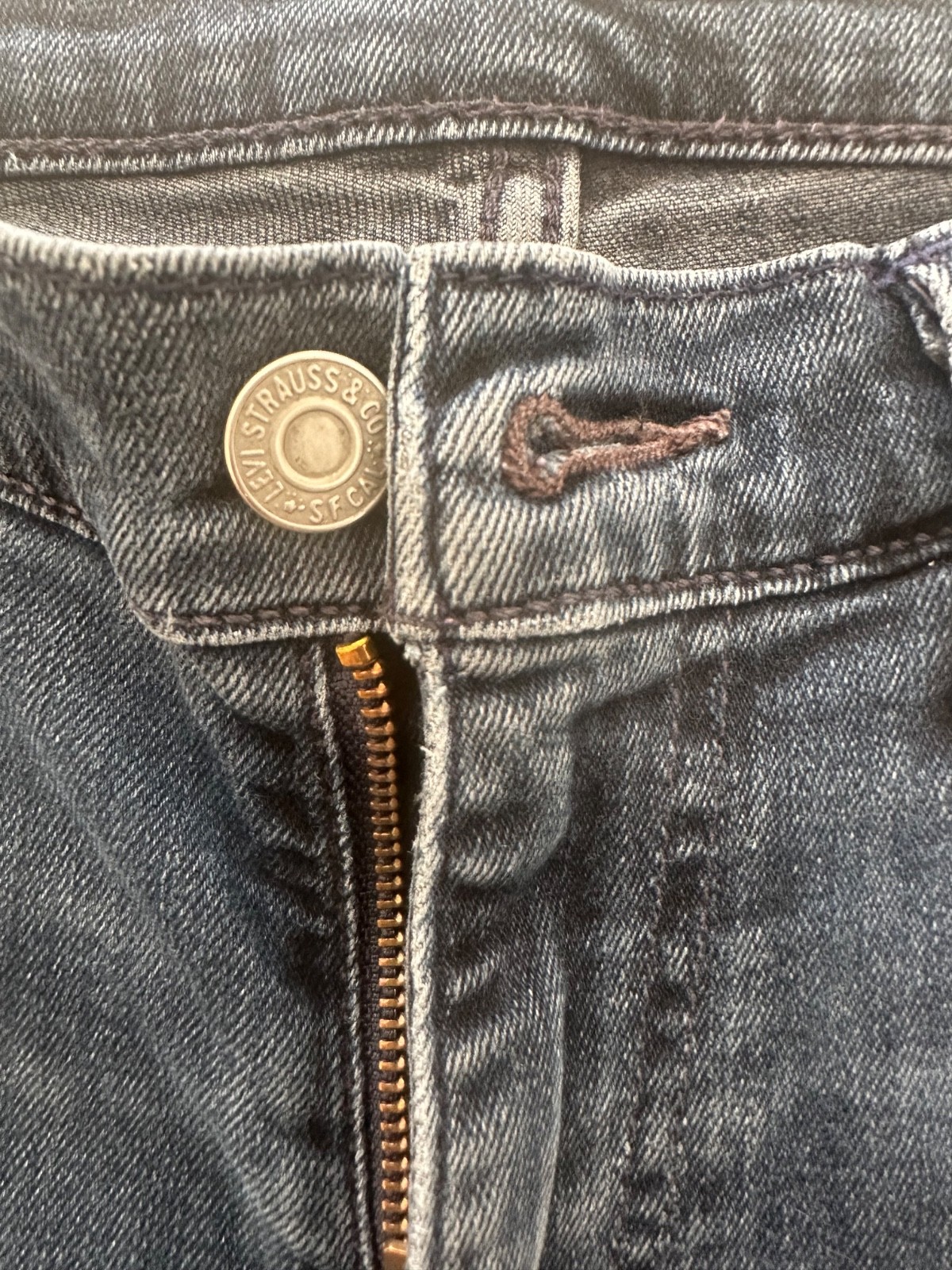 Levi’s 511 Men’s Slim Fit Dark Wash Jeans Size W32 L32 Stretch Denim