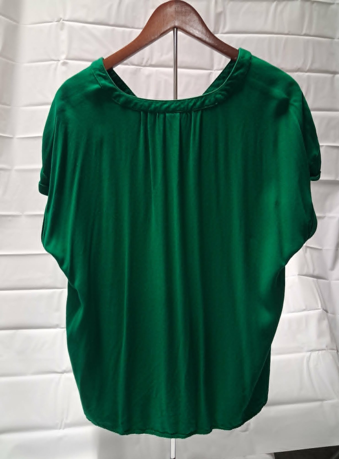 Liz Claiborn XXL Green Short Sleeve (extra short with button accents) Blouse