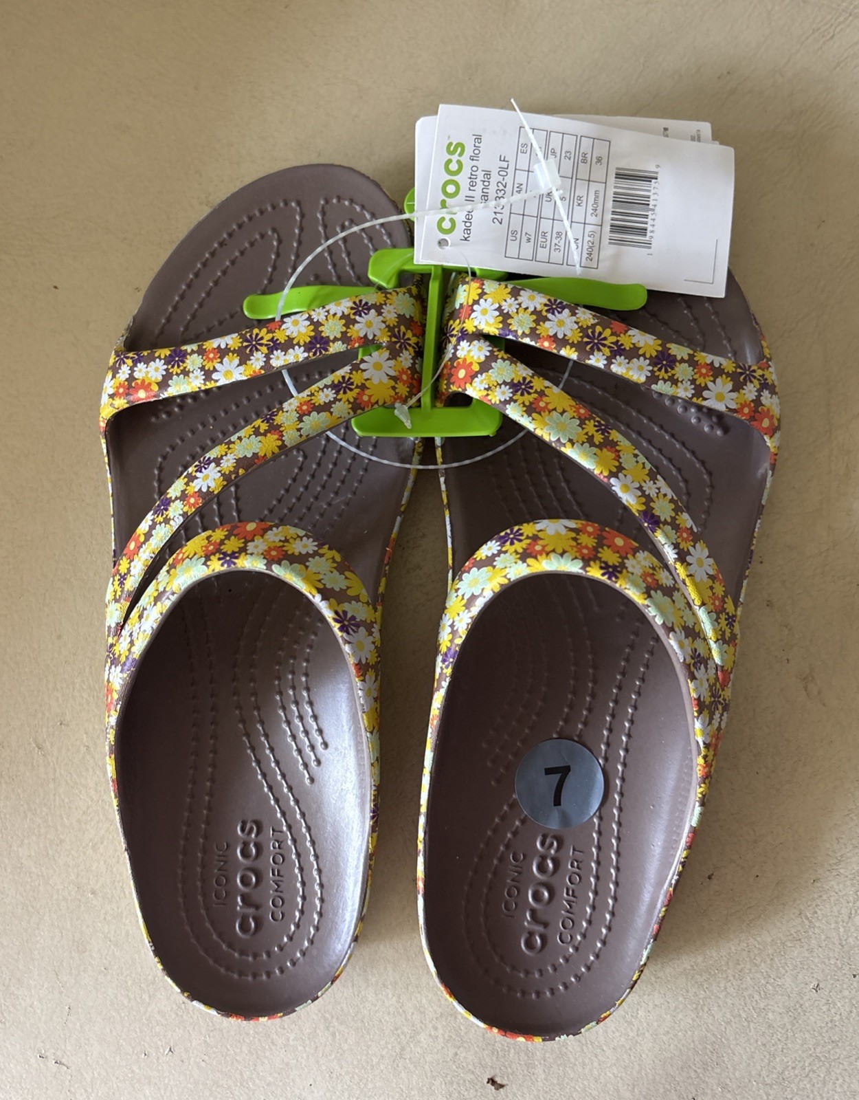 Crocs Kadee II Retro Floral Sandals – Women’s – Size 7