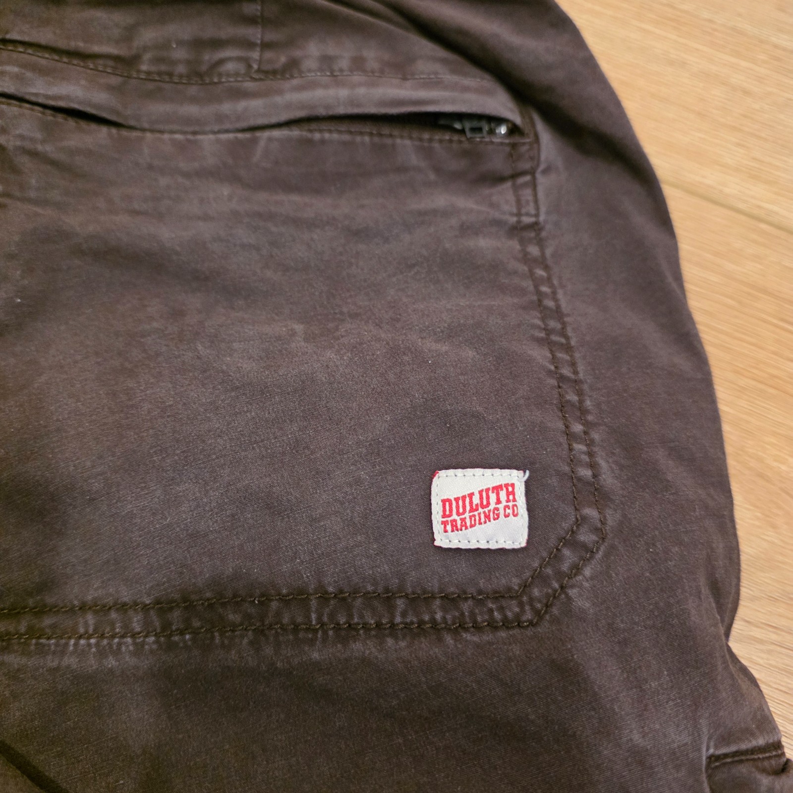 Duluth Trading Pants Mens 32×30 Brown Cargo Convertible Crop Hike (Fits 30×27)