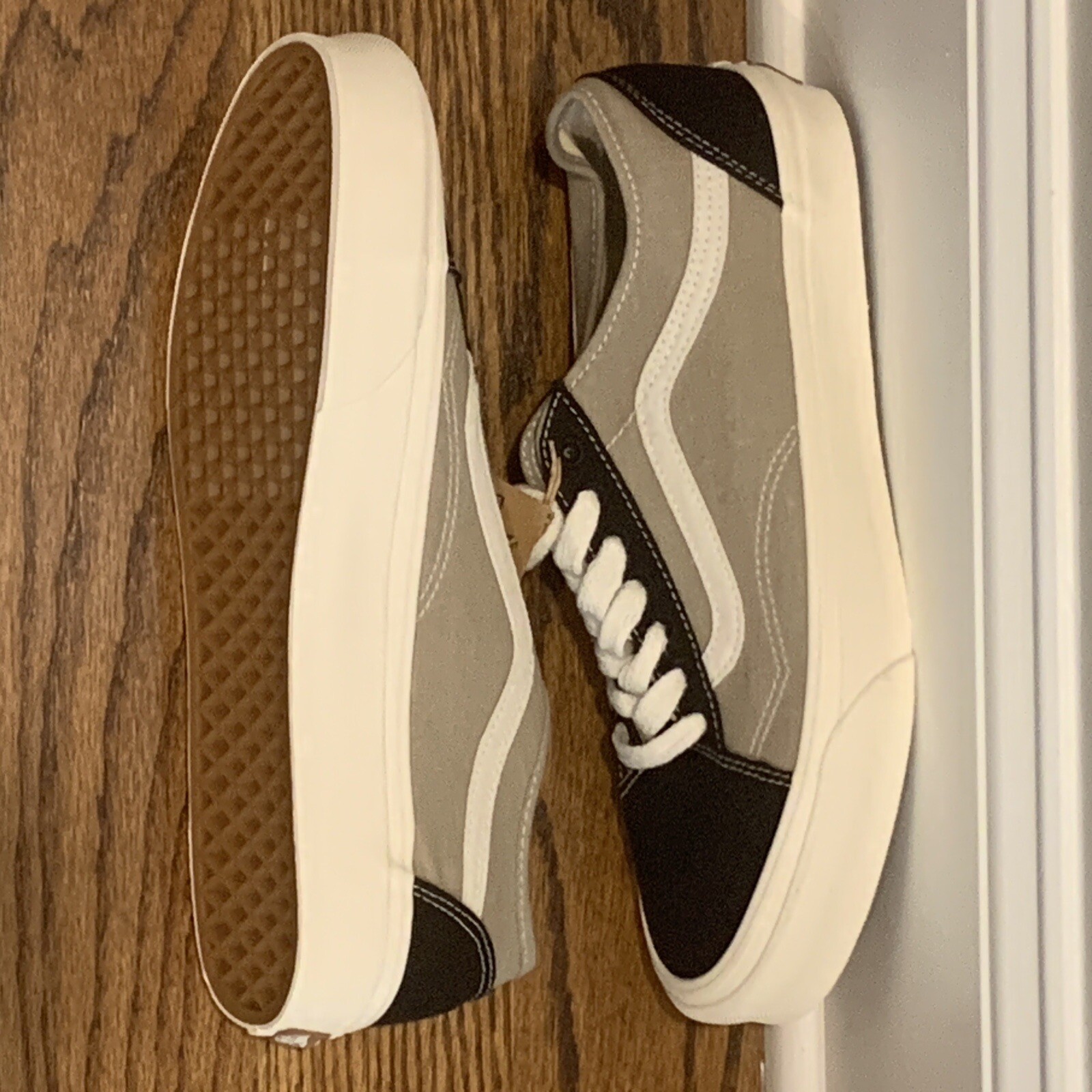 Vans Old Skool Theory Tapered Black & Beige Sneakers Shoes Men’s Size 10