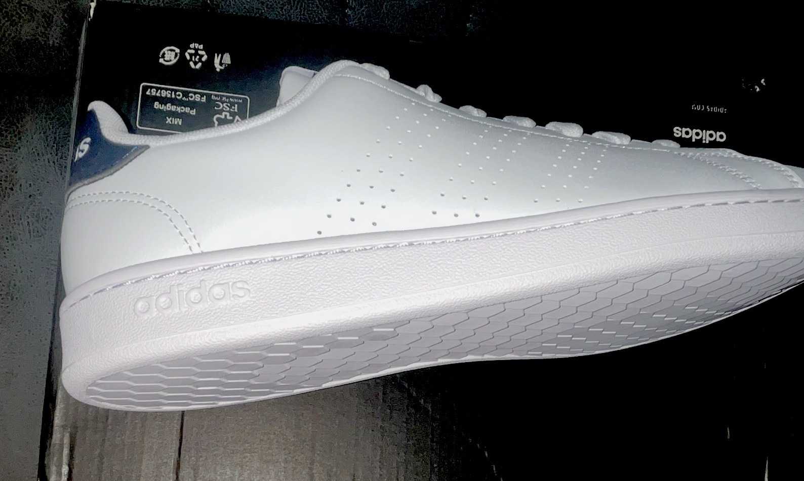 Adidas Advantage White Legend Ink Leather Low Top Men’s Sneakers Size 9 7GZ5299