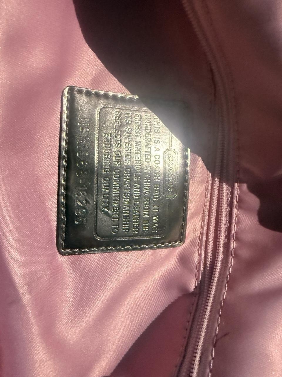 Coach Large Beige Signature Logo Tote Bag Zip Closure Pink Lining Charm