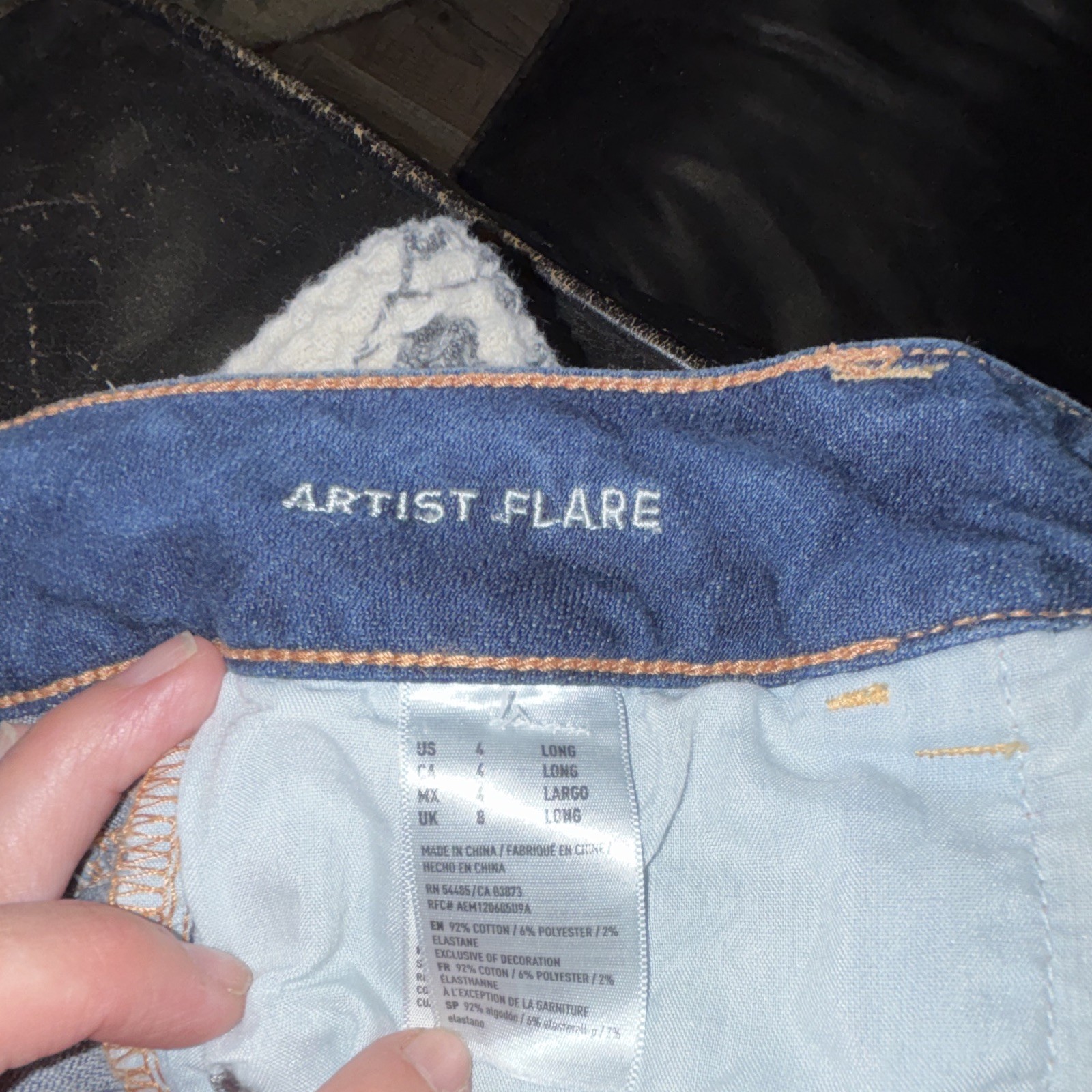 American Eagle Outfitters Women’s Flare Jeans Blue Denim Medium Wash Distressed