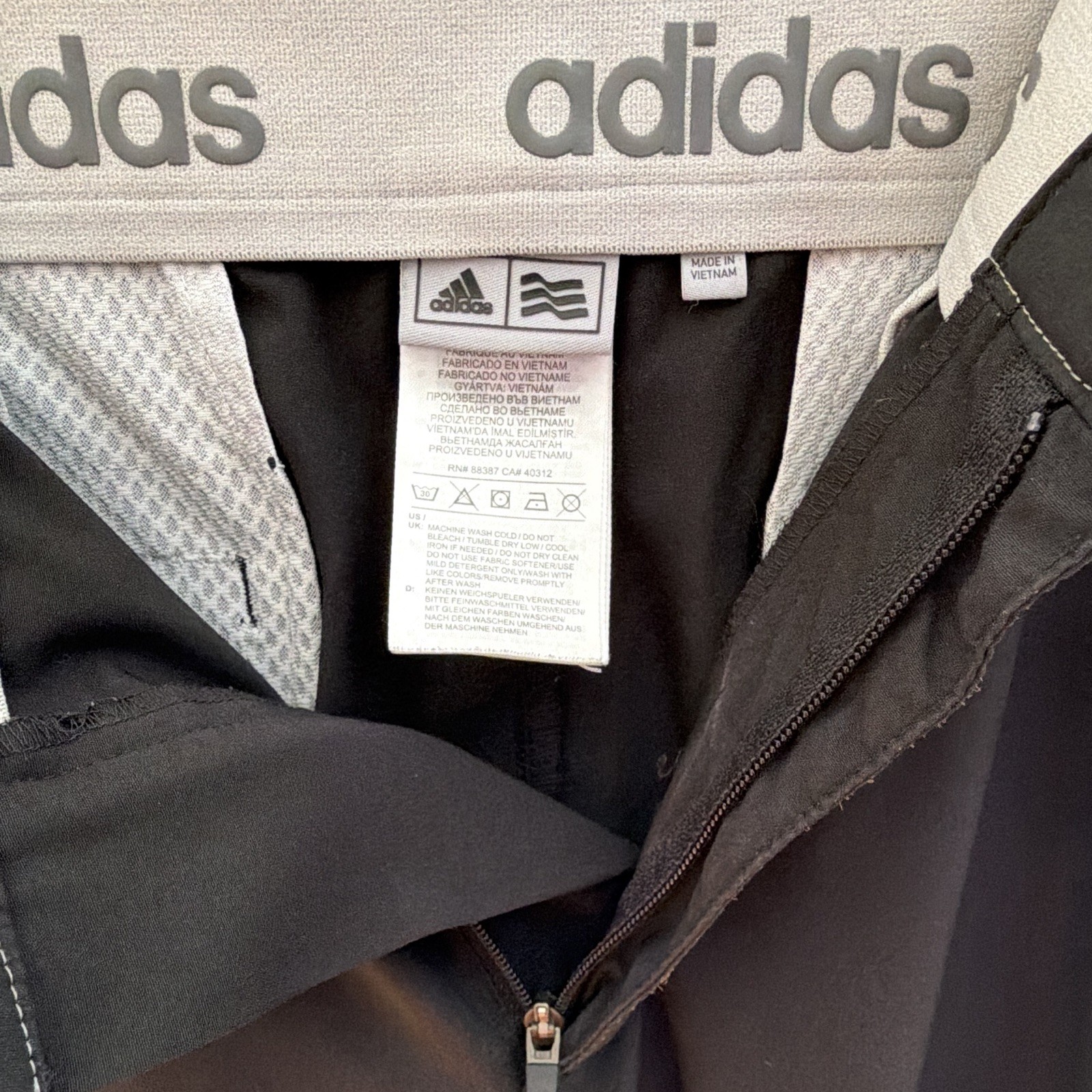 adidas Ultimate365 Men’s Black Pants Size 36 Straight Leg Flat Front Pockets