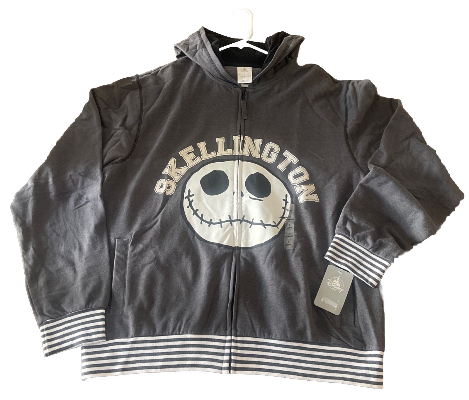 NWT Disney Store Jack Skellington Skull Zip Up Hoodie Size Large Men’s