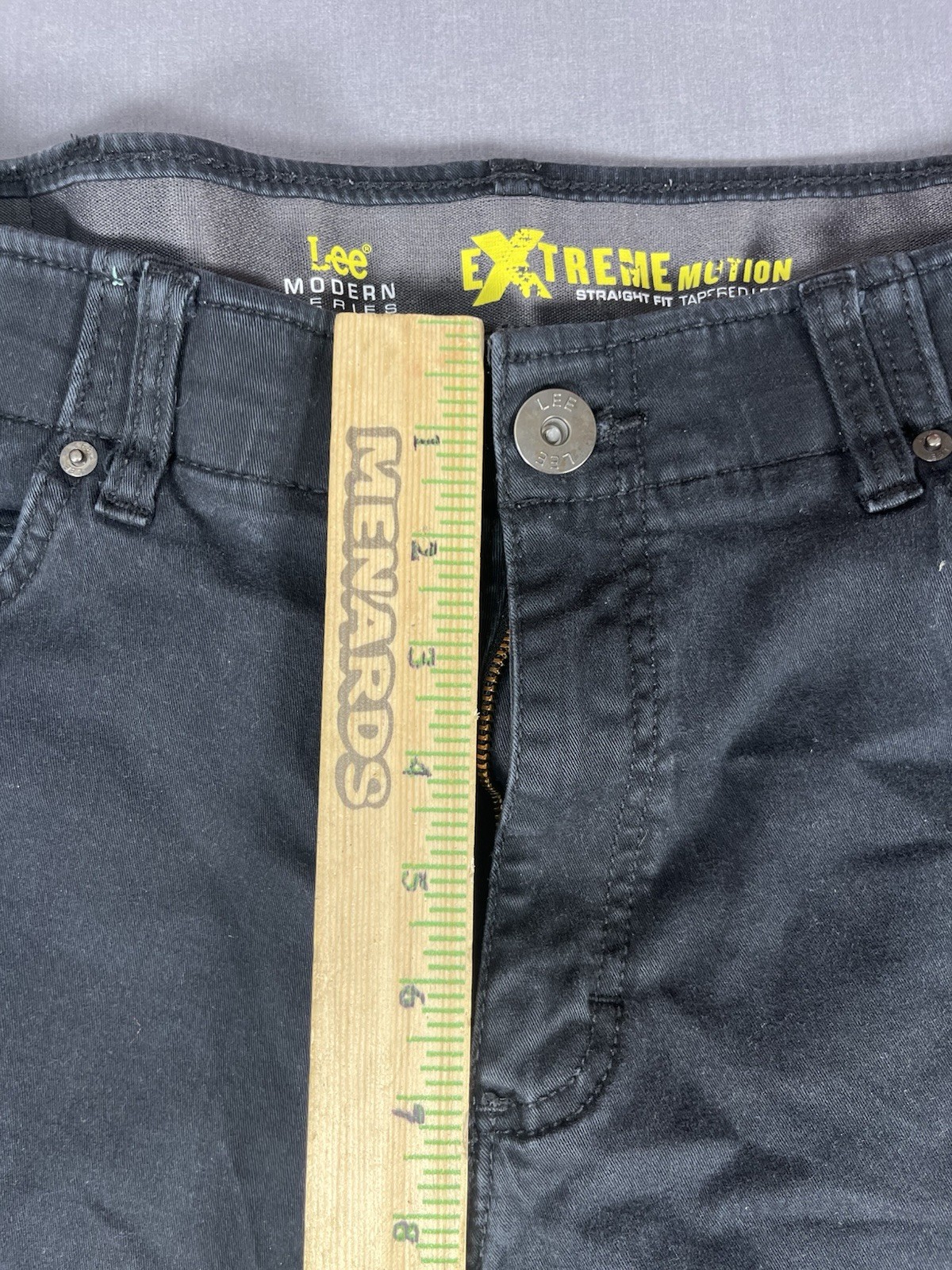LEE MODERN SERIES EXTREME MOTION STRAIGHT FIT TAPERED LEG DENIM JEANS 34/30