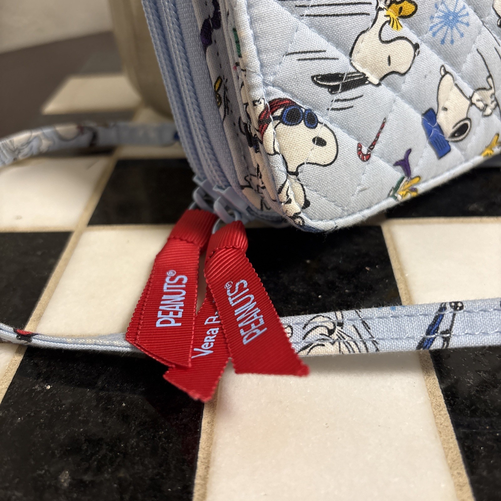 Vera Bradley 2021 Ski Jump Snoopy Peanuts Gang RFID All In One Crossbody Bag