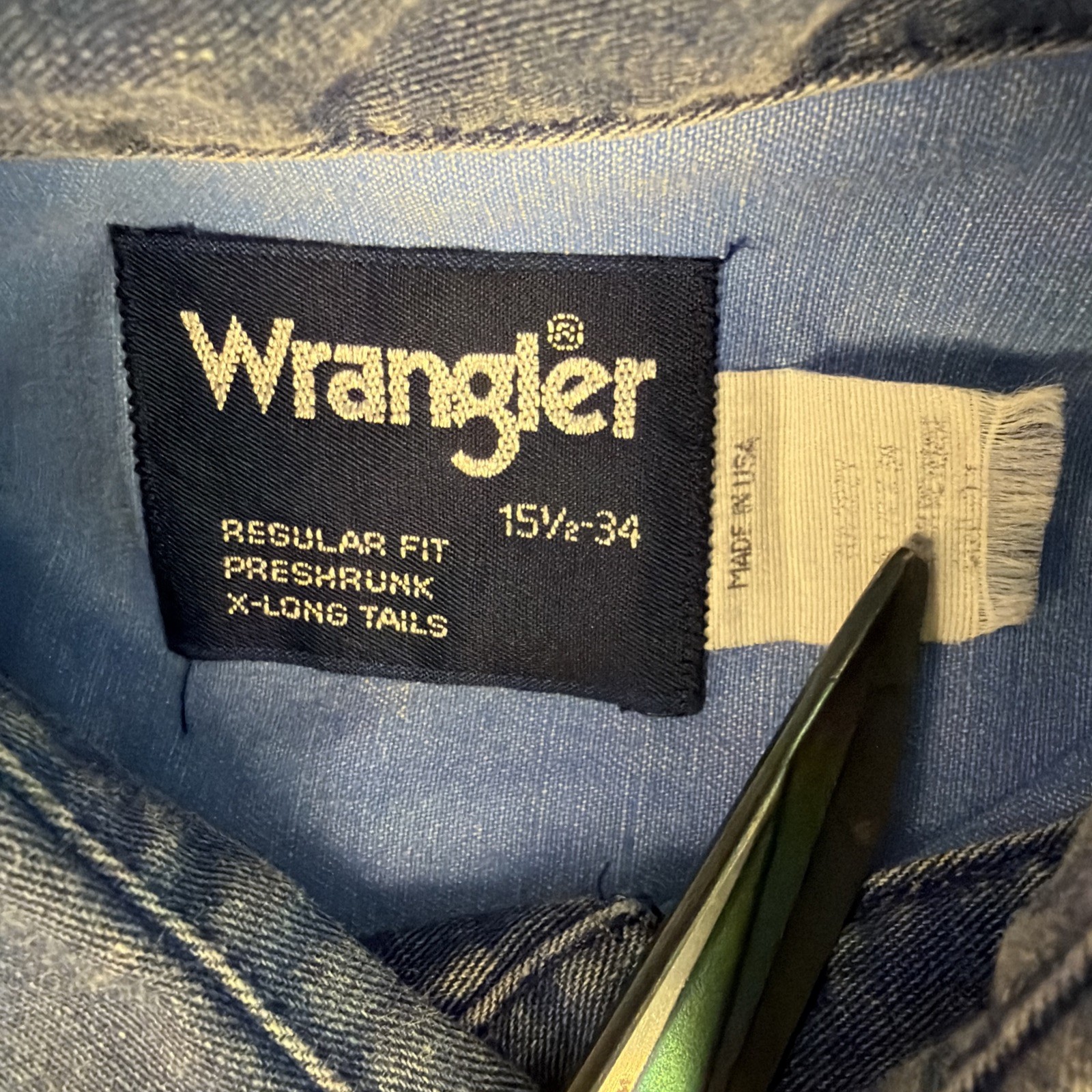 Vintage Wrangler Brushpopper Blue Multicolor Stripes 15.5 X 34 Size L USA Made
