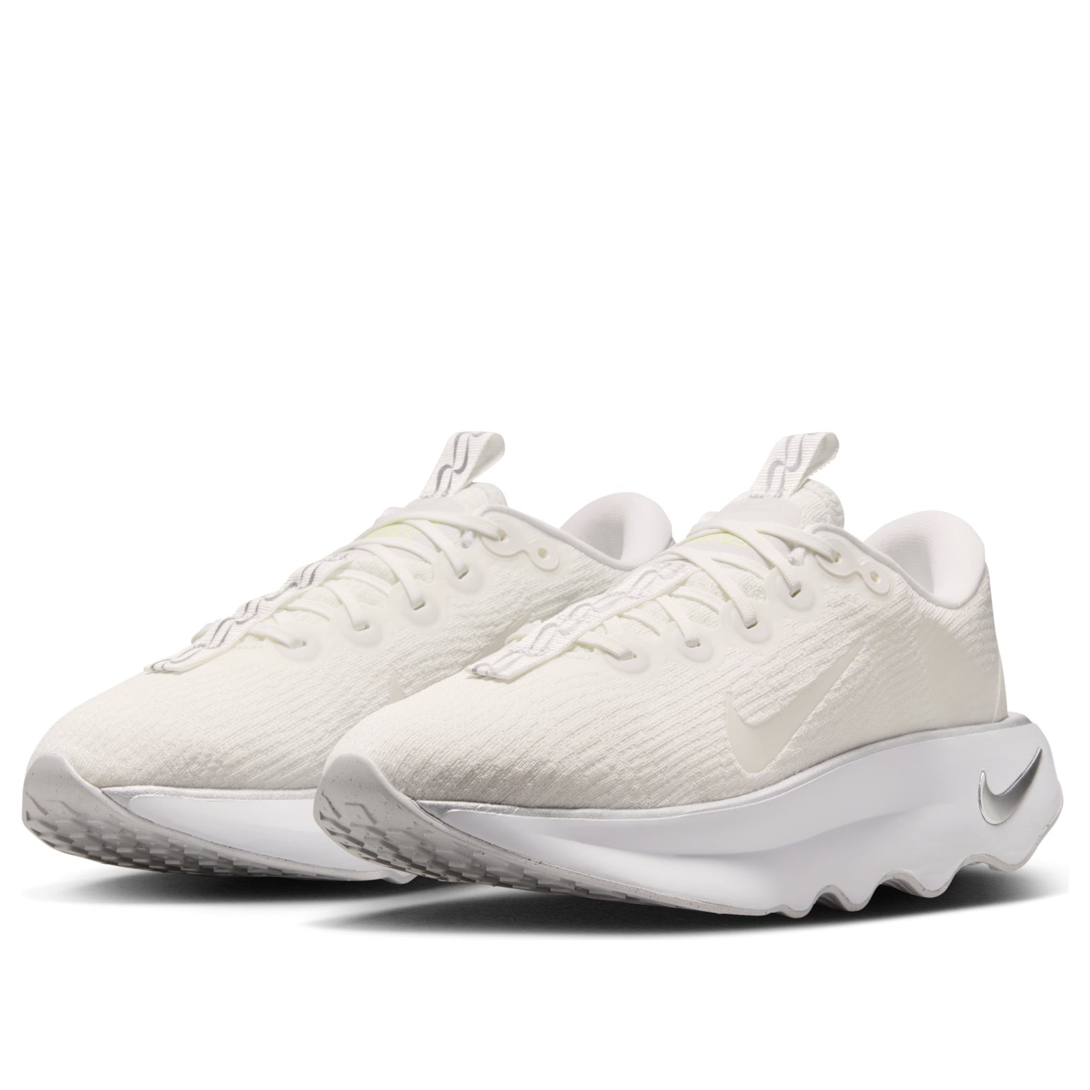 Women’s Nike Motiva Summit White Metallic Silver DV1238-111 Walking