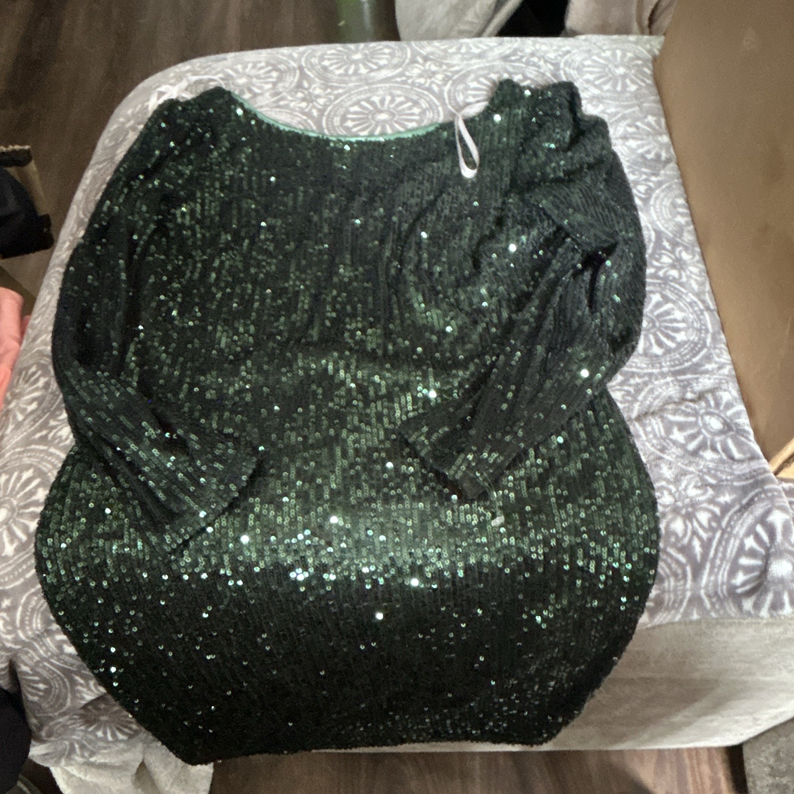 Nanette Lepore Green Sequin V-Neck 3/4 Sleeve Formal Jumpsuit Size 6