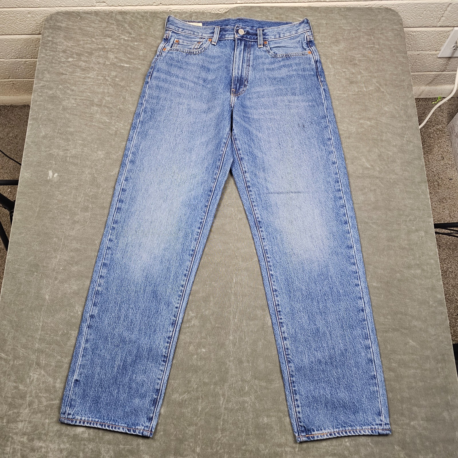Levis 568 Jeans Men 30×32 Medium Wash Denim Premium Loose Straight