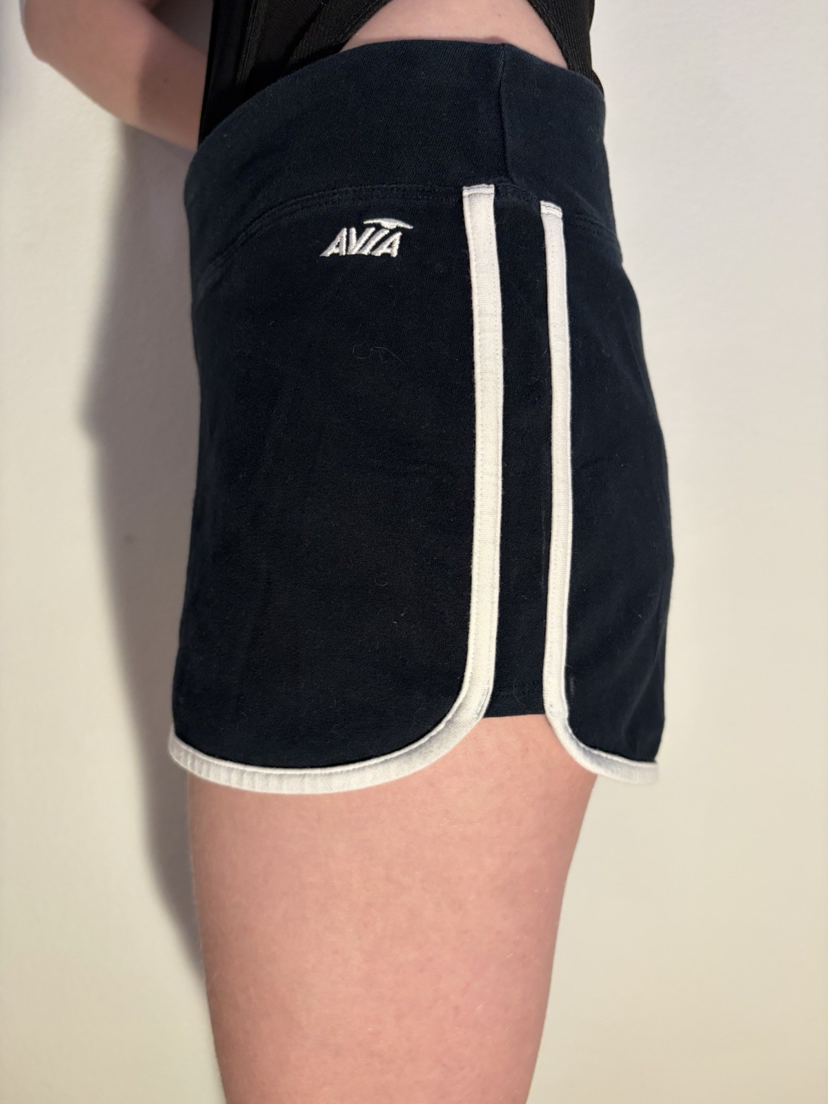 Large Black Avia Stretch Cotton Blend Shorts Exercise Yoga Pilates 4.5″ Inseam