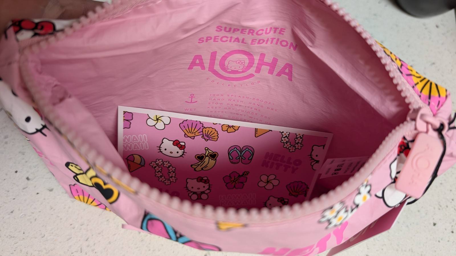 Aloha Collection x Hello Kitty Small Pink Pouch Hawaii Kawaii
