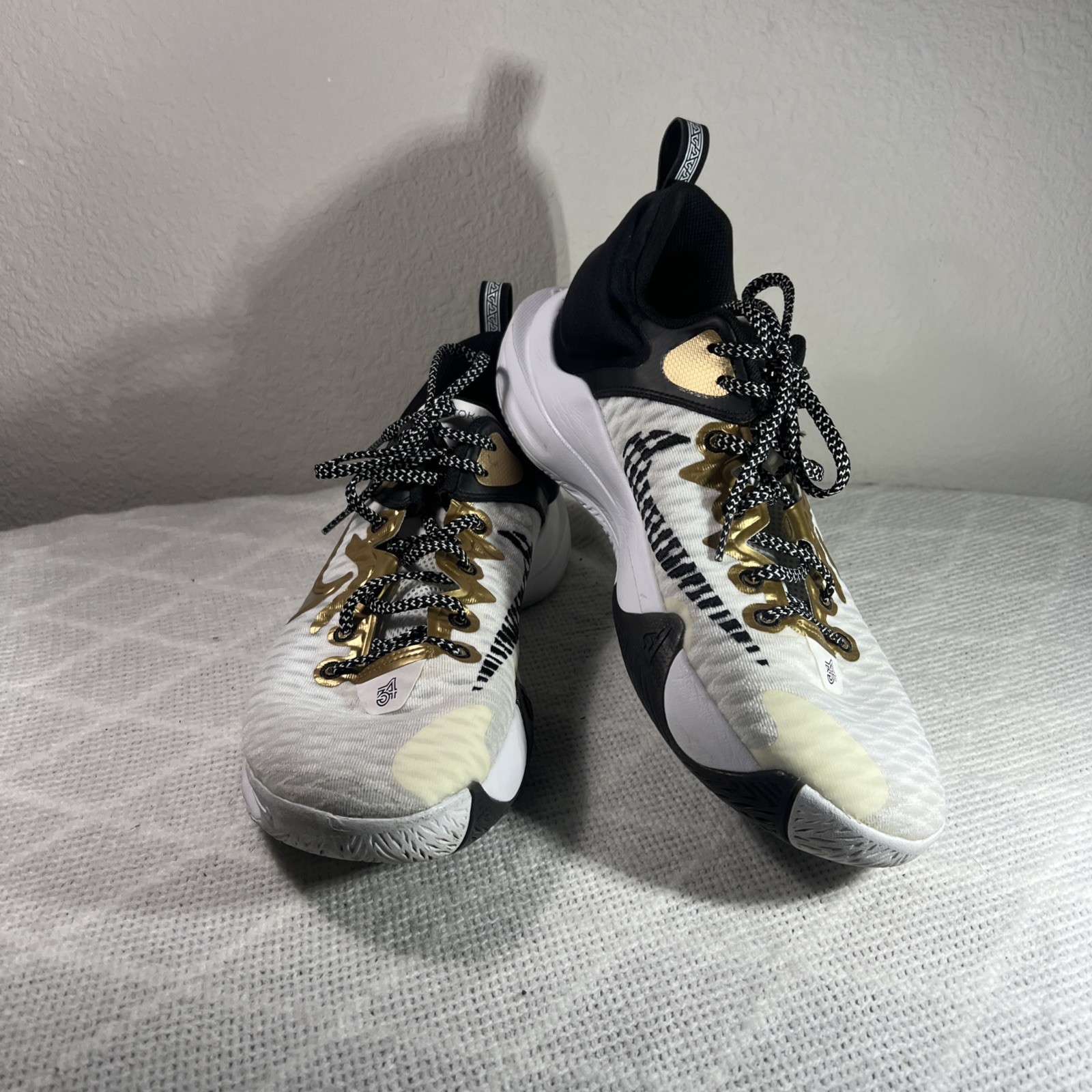 Nike Men’s Giannis Immortality Championship CZ4099-100 White Mesh Lace-Up SZ 12