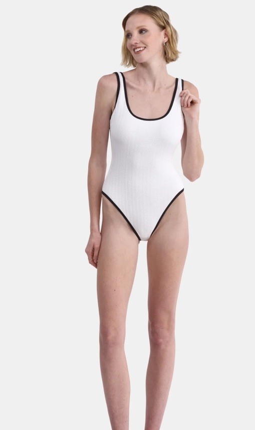 No Boundaries 1 Piece Vivid White Cheeky High Leg Swim Suit Size S (4-6) – New