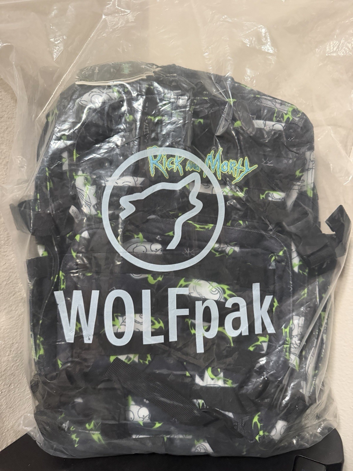 WOLFpak Backpack Black/Green Rick and Morty Graphic Print BRAND NEW 25L