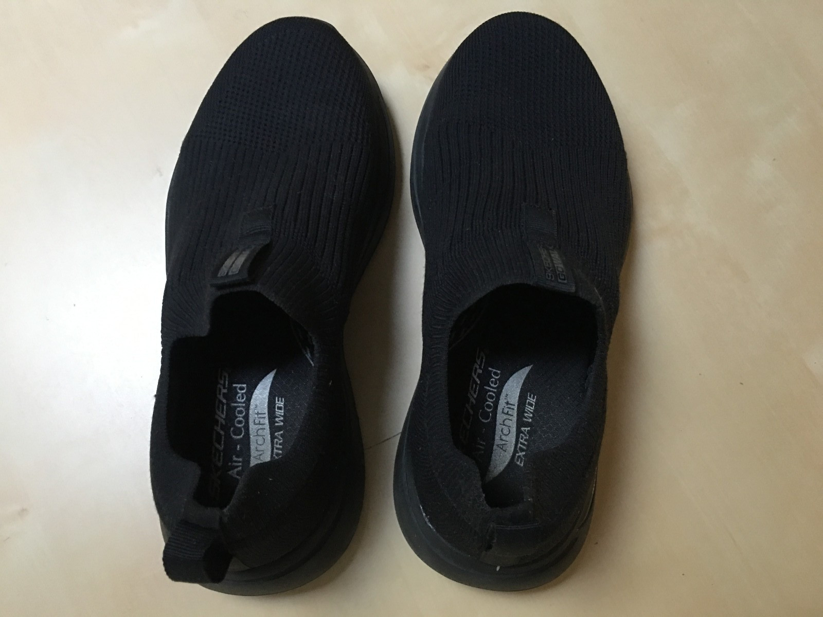 Skechers Machine Washable Go Walk Arch Fit Size 7 Men