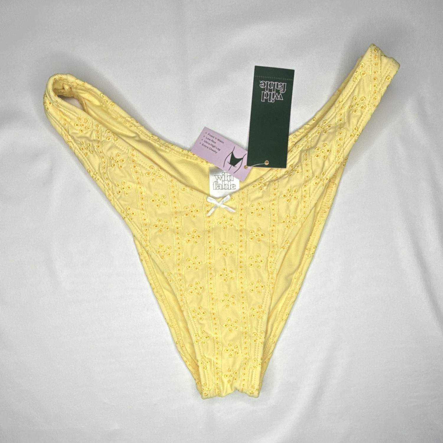 Wild Fable Women’s Yellow Floral Extra Cheeky Panties M Low Rise High Leg
