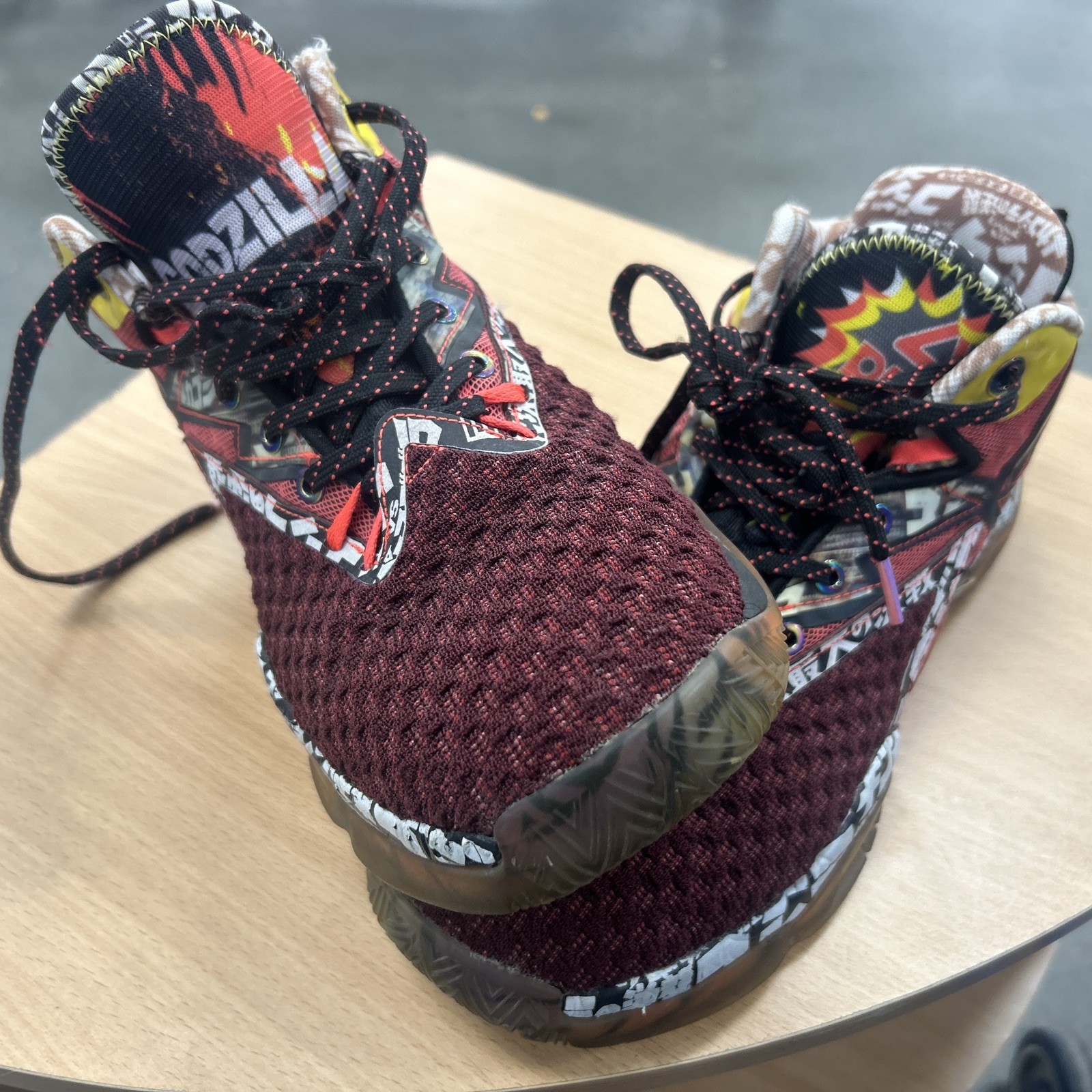 Peak x Godzilla Basketball Shoes Men’s Size 8 Rare Anime Sneaker Red Black