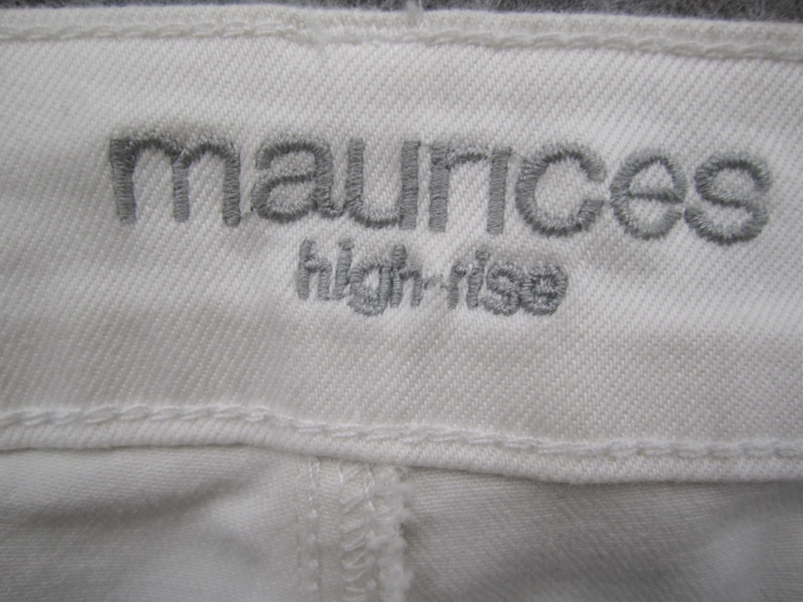 Maurices Ankle Jeans Womens Plus 16W White High Rise Distressed Stretch Denim