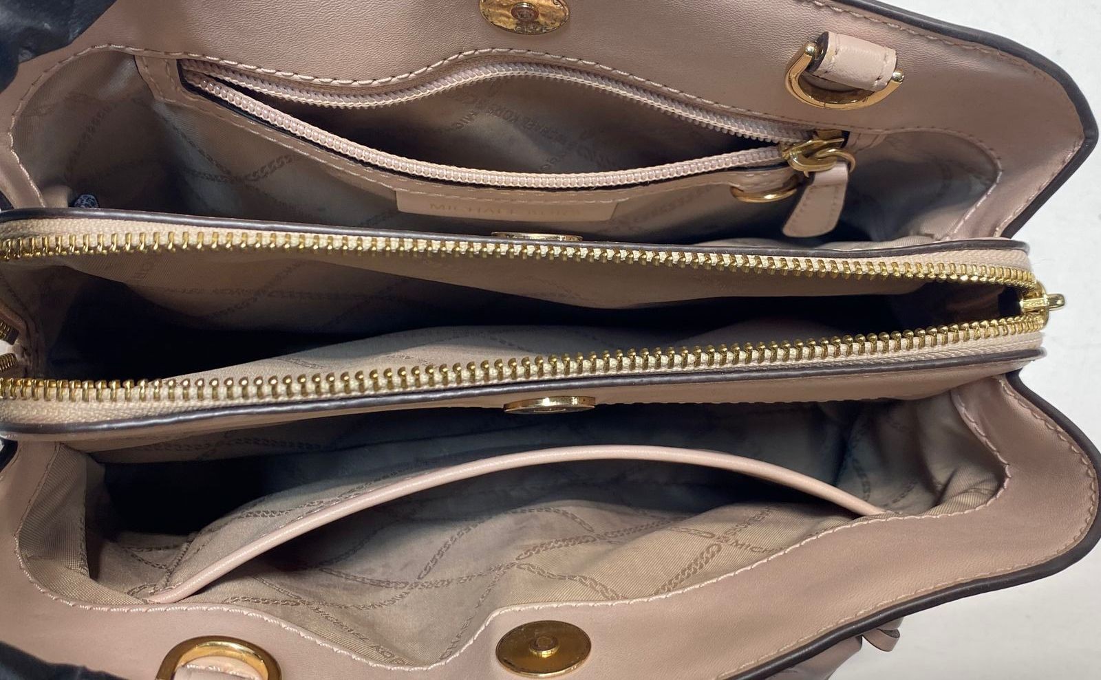 Michael Kors Pink Saffiano Leather Savannah Medium Satchel Bag Gold Hardware