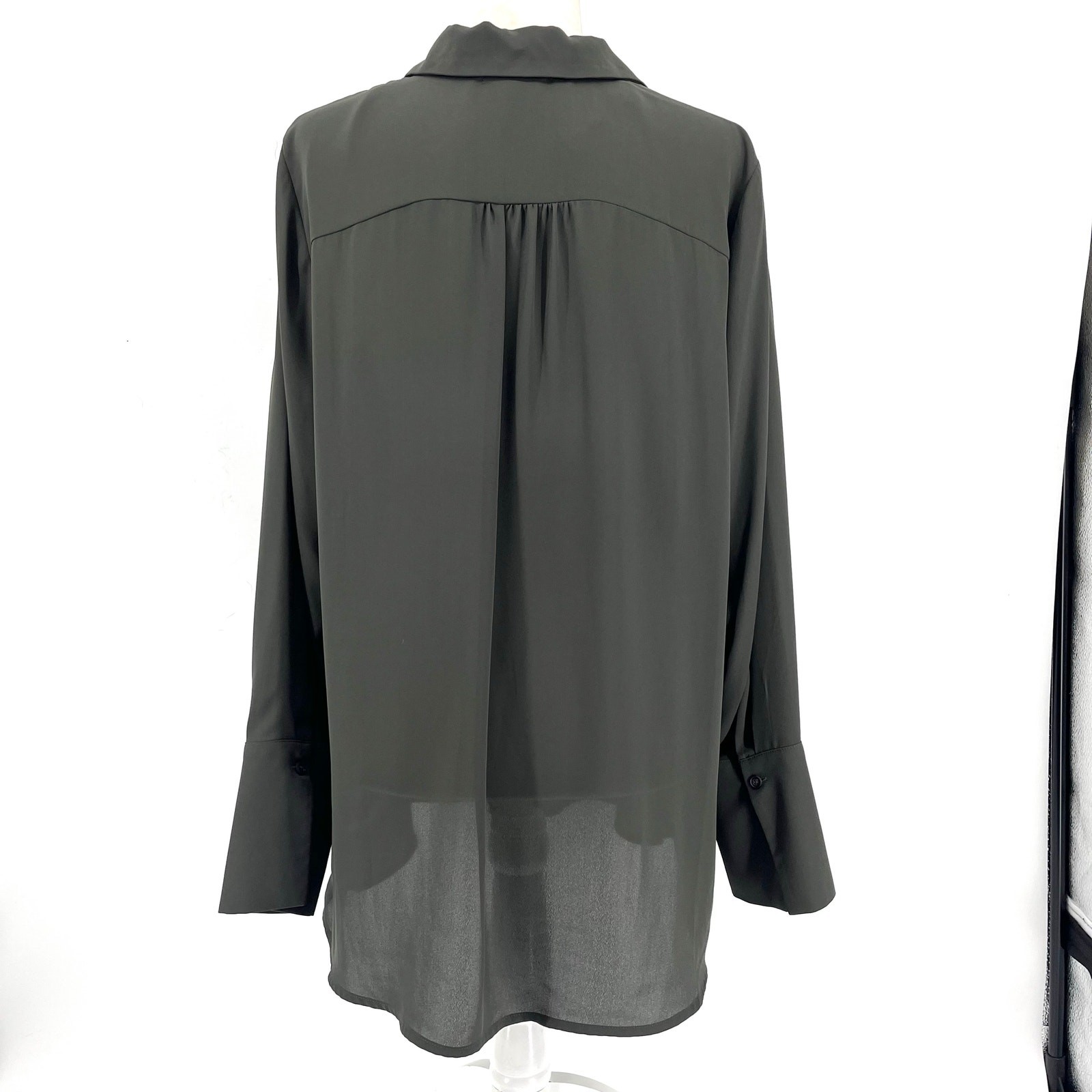 Pleione Gray/Green Chiffon Opaque Drapey Tunic Collared Blouse XL