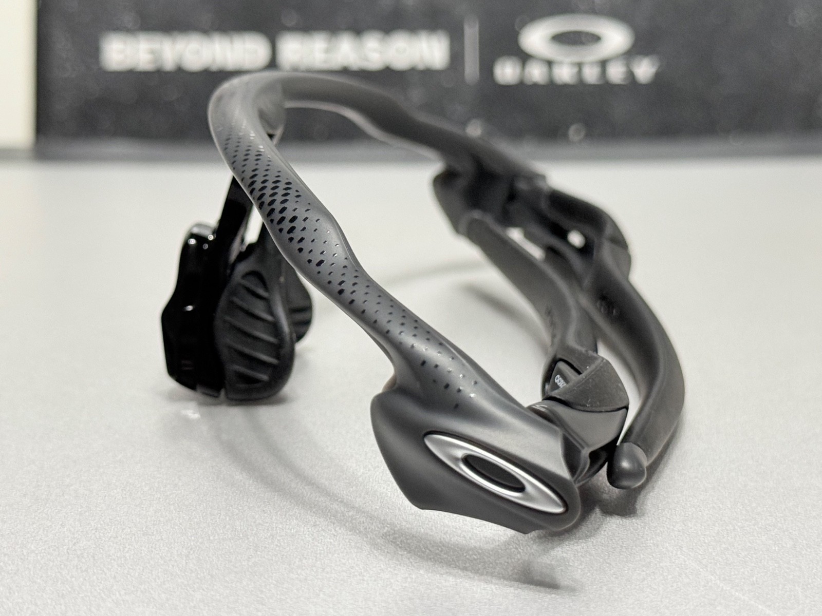 Oakley Radar EV Path High Resolution Carbon w/ Satin Silver Icons SKU# 9208-D338