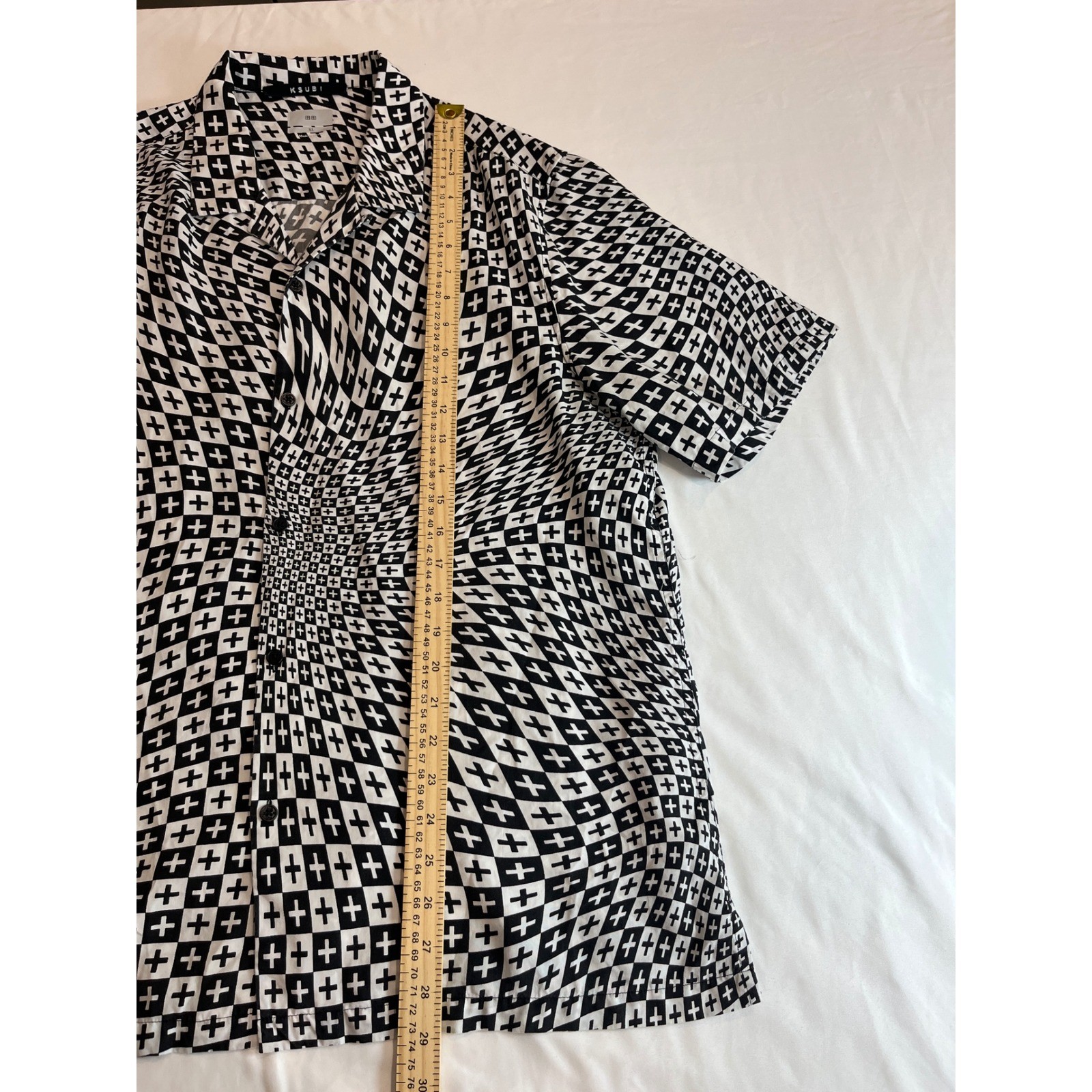 Ksubi Mens XL Black White Optical Illusion Cross Print Tencel Short Sleeve Shirt