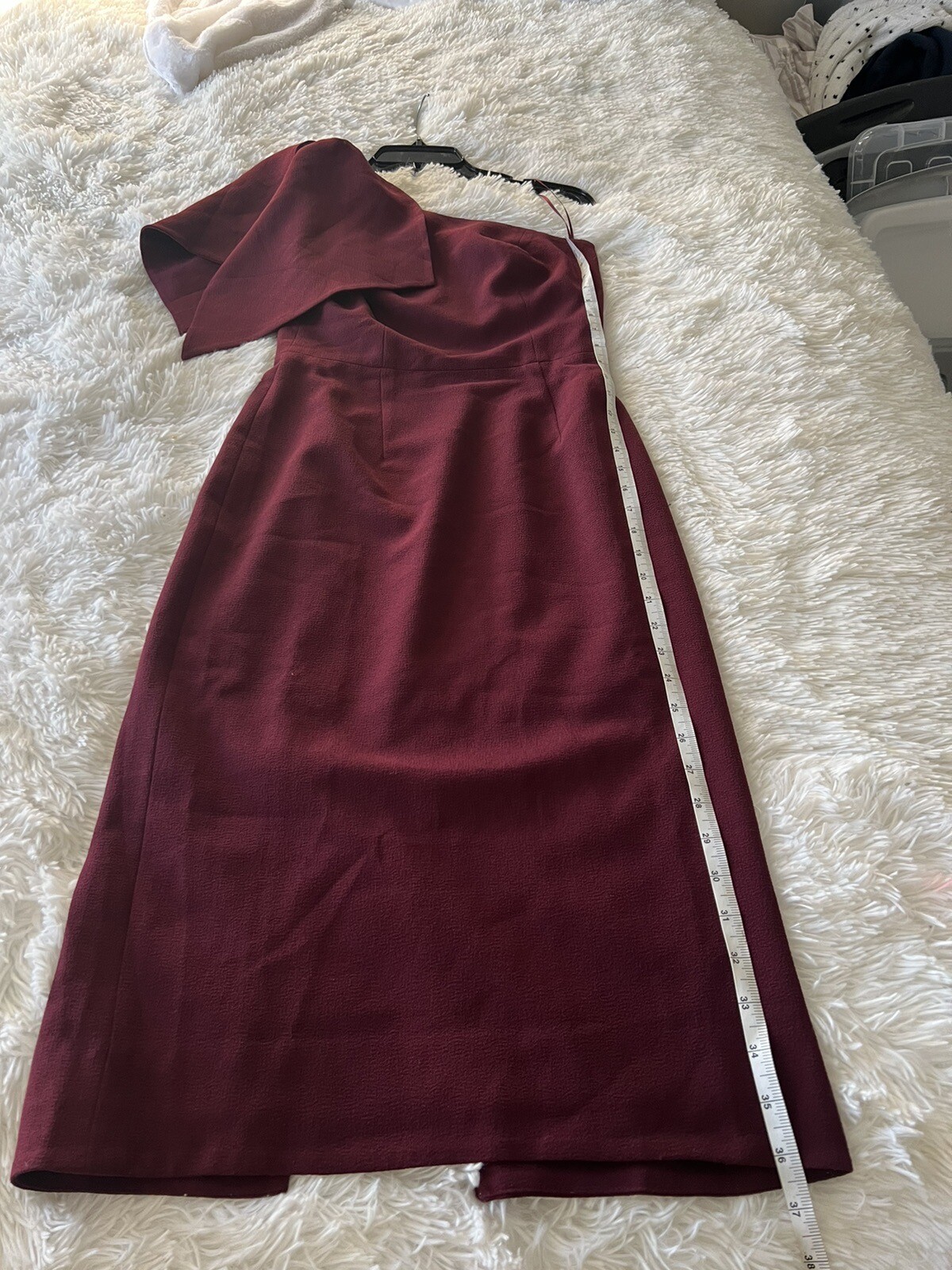 Dress The Population Dark Magenta Tiffany One-Shoulder Midi Dress Small