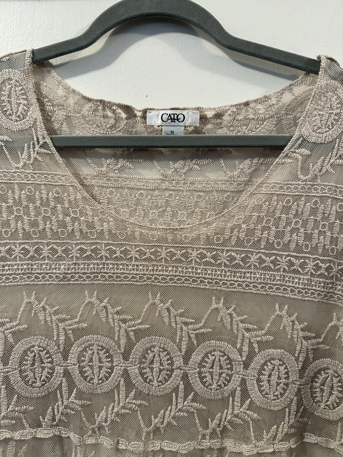 Woman Lace Top Semi Sheer Taupe Round Neck Size XL