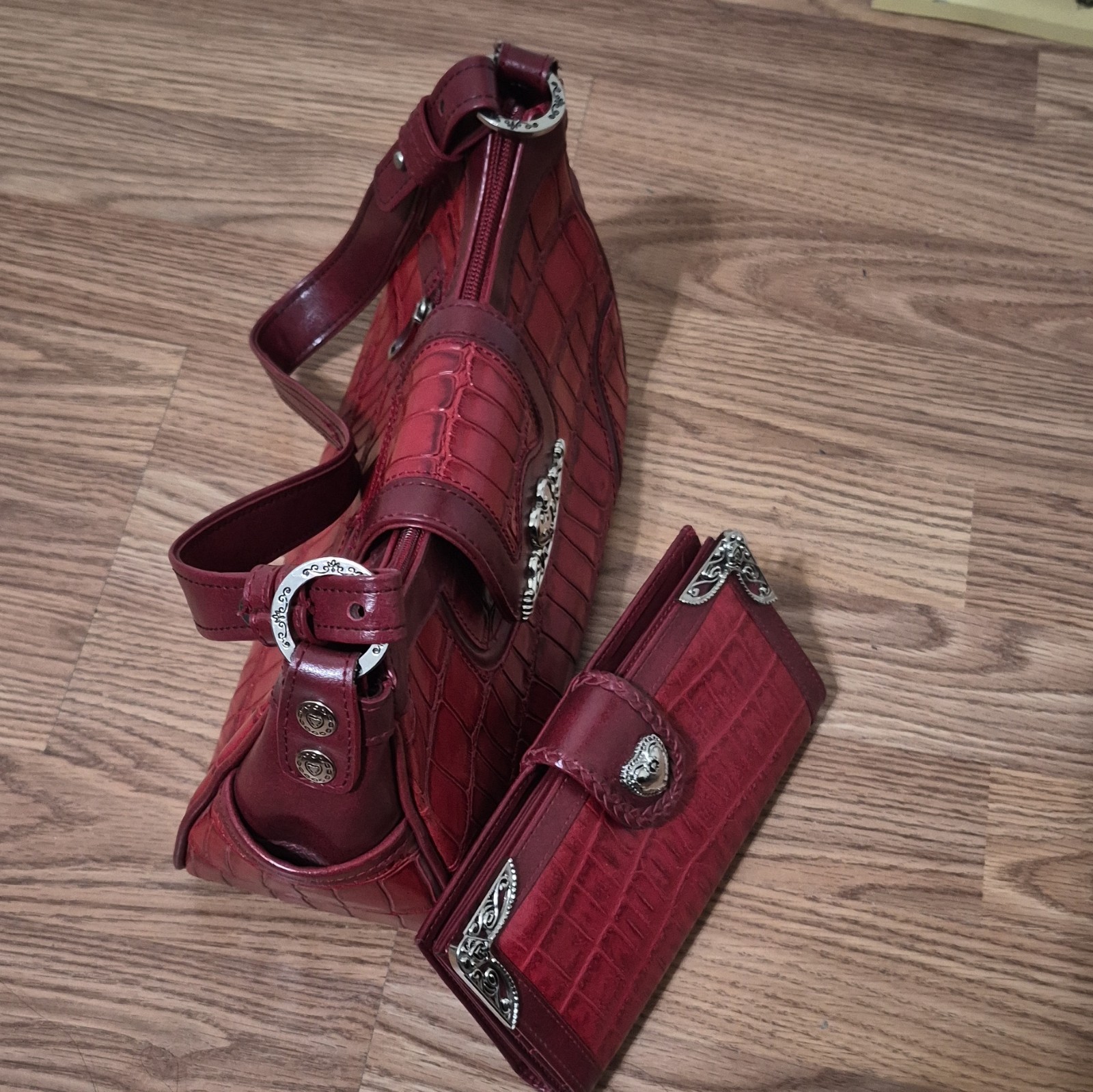 Red Croc Embossed Shoulder Bag w/ Matching Wallet, Silver Hardware, Buckle/Zip