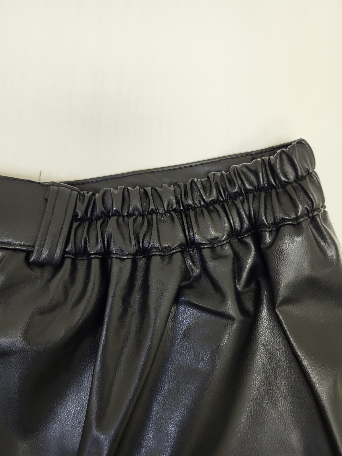 David Paul New York Pants Womens 24 Black PVC Faux Leather USA Made Elastic