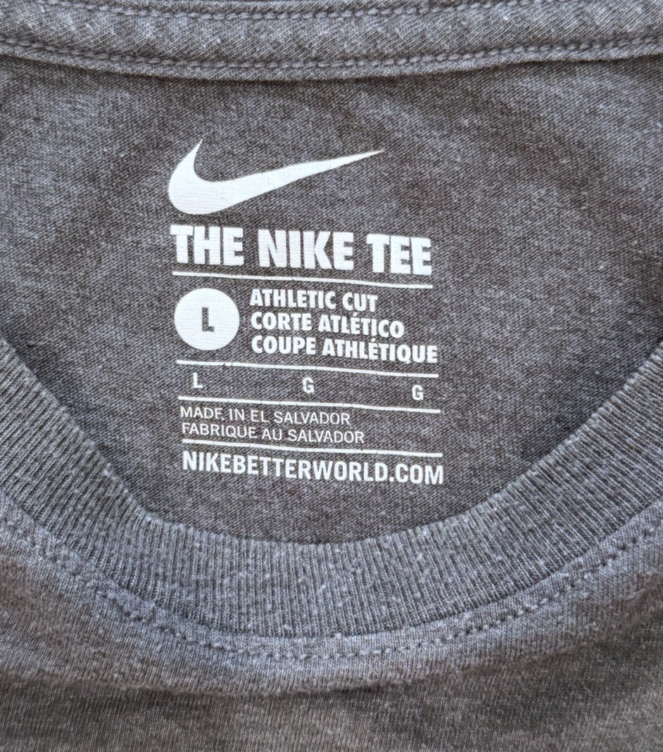 Nike Men’s Sportswear T-Shirt Active Short Sleeve Graphic Tee Sz Large