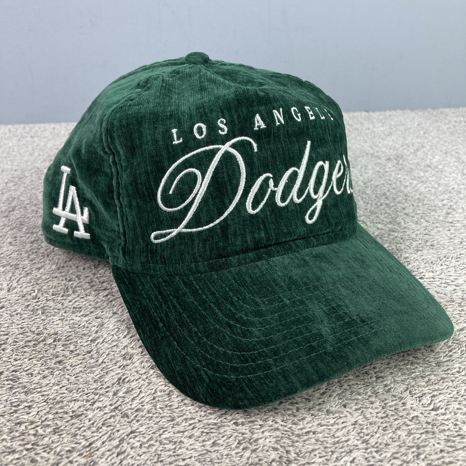 Los Angeles Dodgers New Era 19TWENTY Hat Velvet Green Script Snapback Adjustable