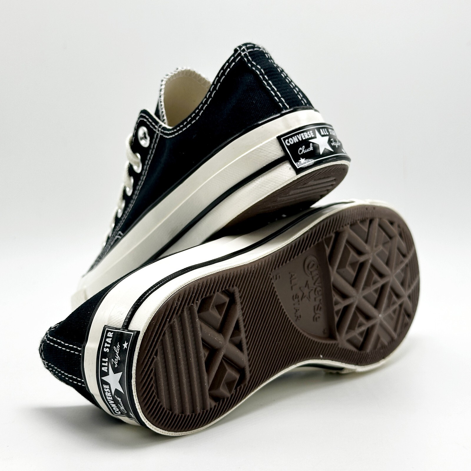 *NEW* Unisex CONVERSE Chuck 70 OX Canvas Low Top BLACK / WHITE (162058C)