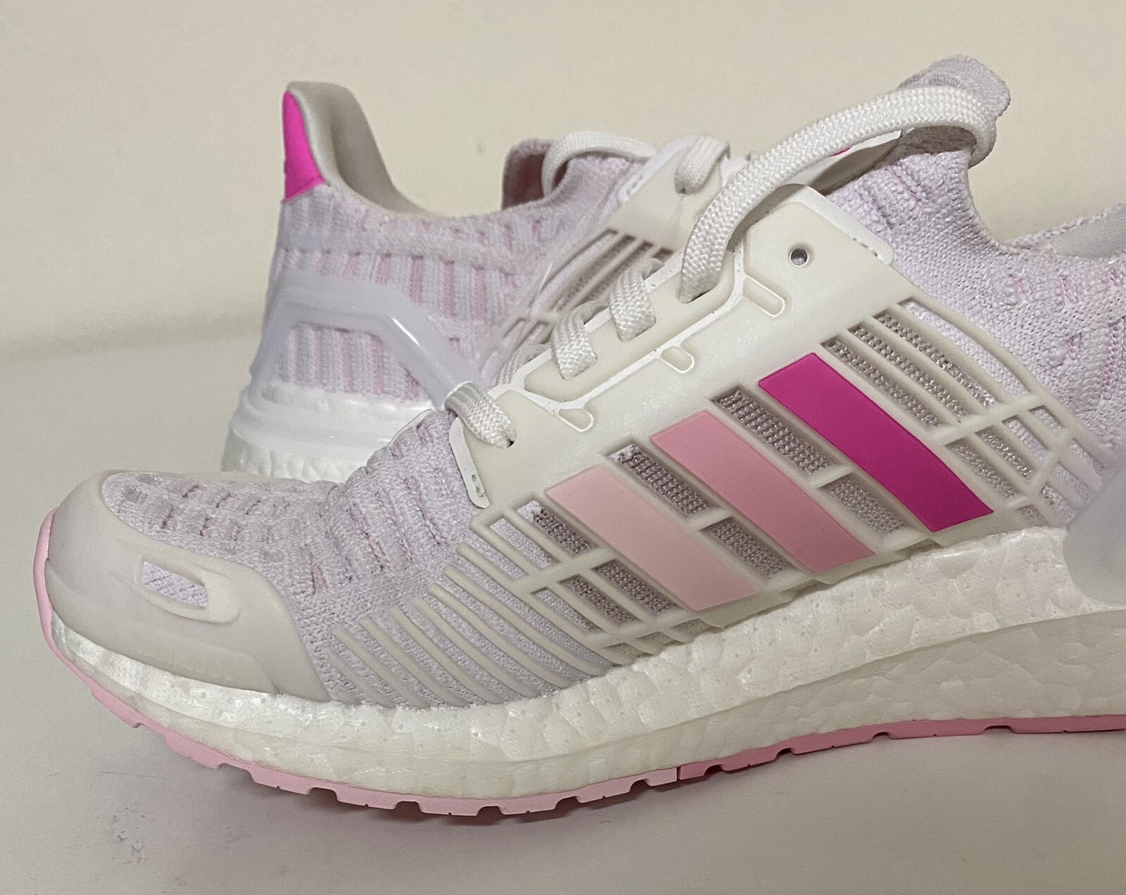 Adidas Ultraboost CC_1 DNA ClimaCool Sz 6.5/ Women’s Sz 7.5 White Pink GX7810