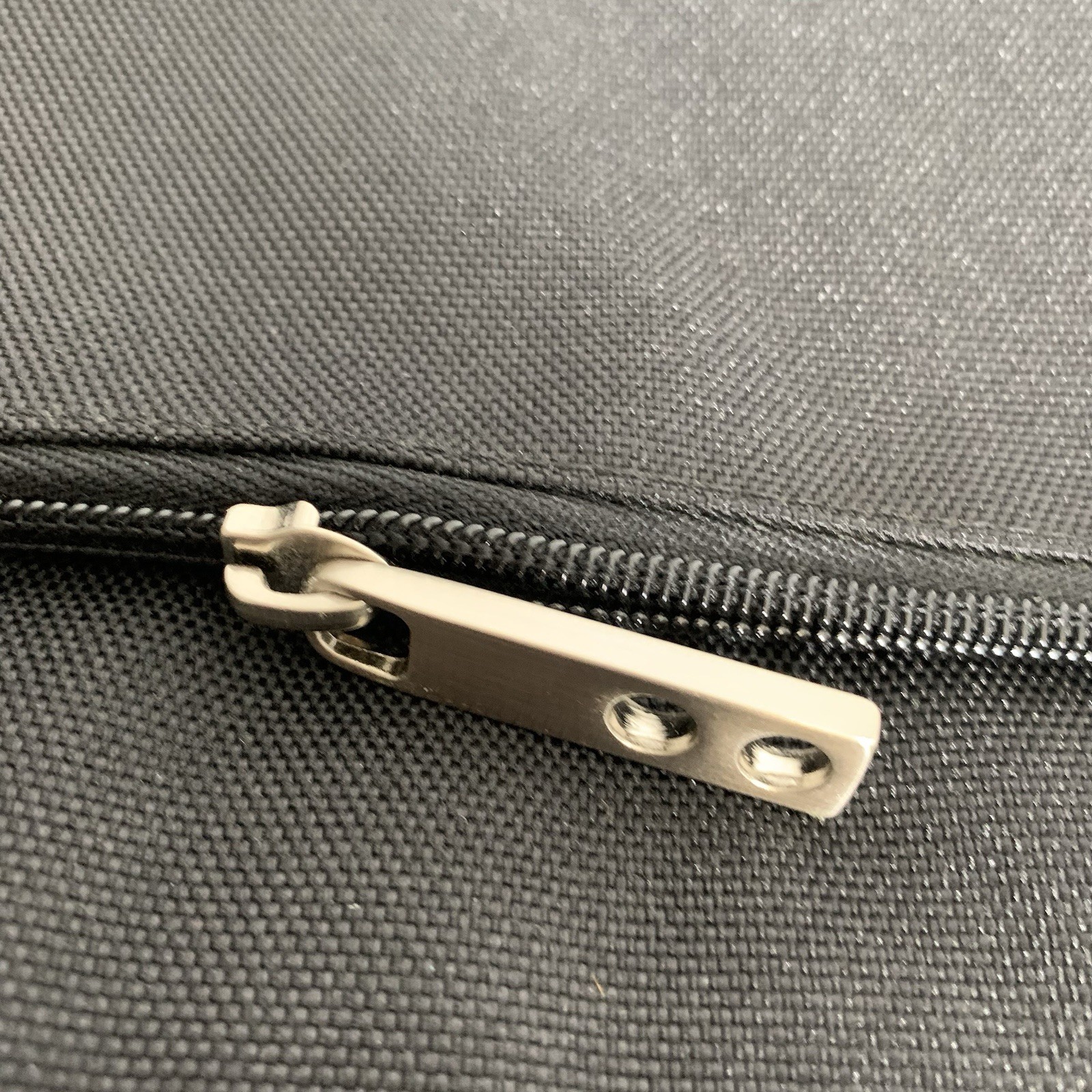 Knomo London – Black Laptop Business Messenger Bag