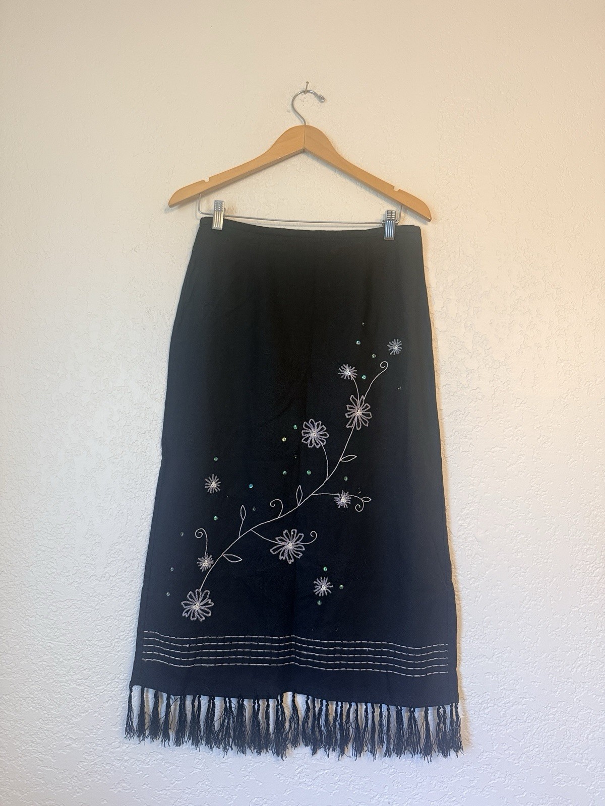 Vintage Requirements Linen Blend Black Embroidered NWOT Fringe Midi Skirt M