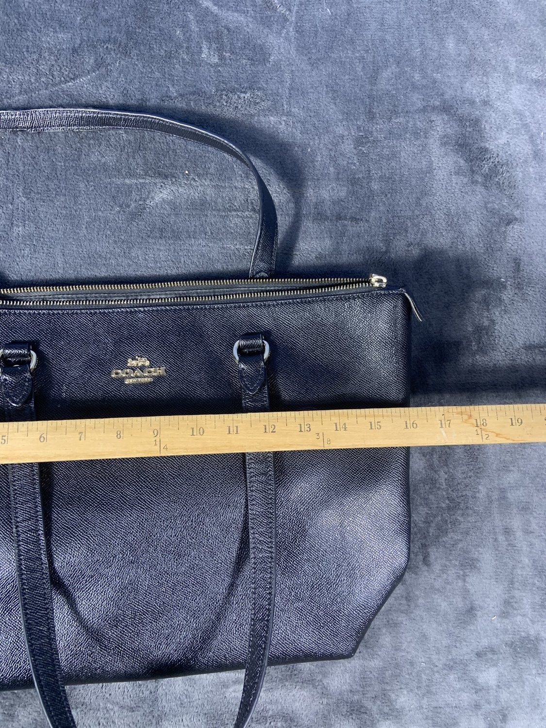 Coach Gallery Tote Black Crossgrain Leather Shoulder Bag F79608 Gold Hardware