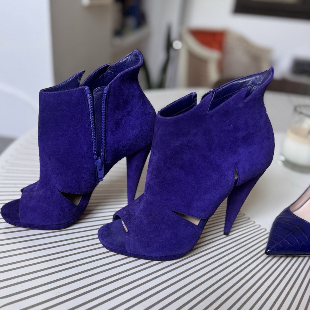 Christian Louboutin Women’s Blue Suede Open Toe Ankle Bootie Zip US 7
