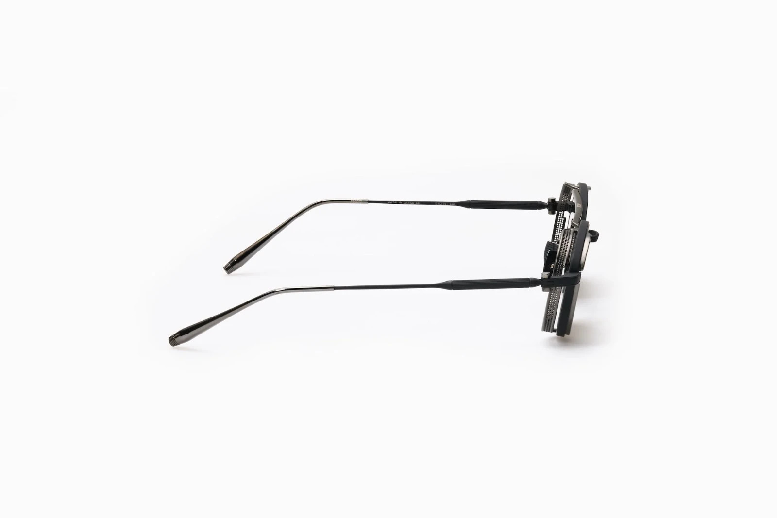 NEW AKONI ERIS-TWO MATTE BLACK SUNGLASSES