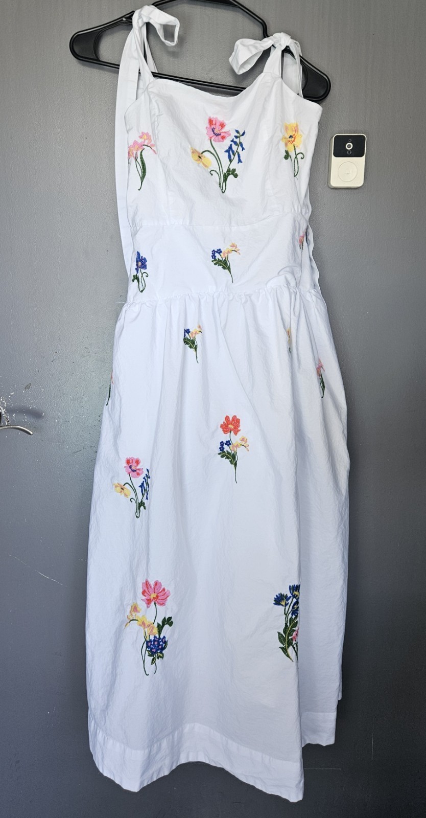Free Assembly White Floral Embroidered Smocked Tie Strap Midi Dress XS