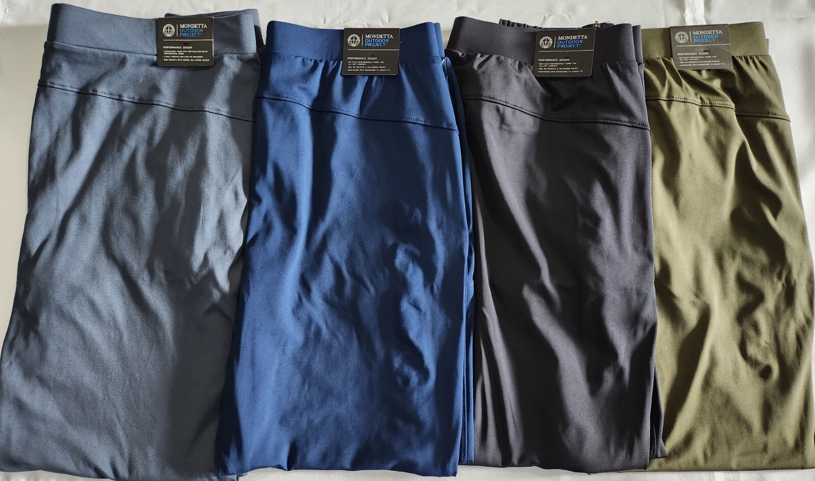New Mondetta Outdoor Project Men’s Performance Jogger Pants Great Gift NWT
