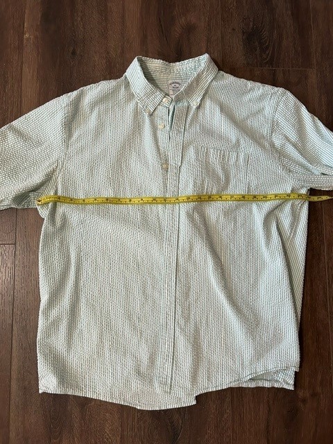 Brooks Brothers Men’s XL Green Striped Seersucker Button Down Shirt – EUC