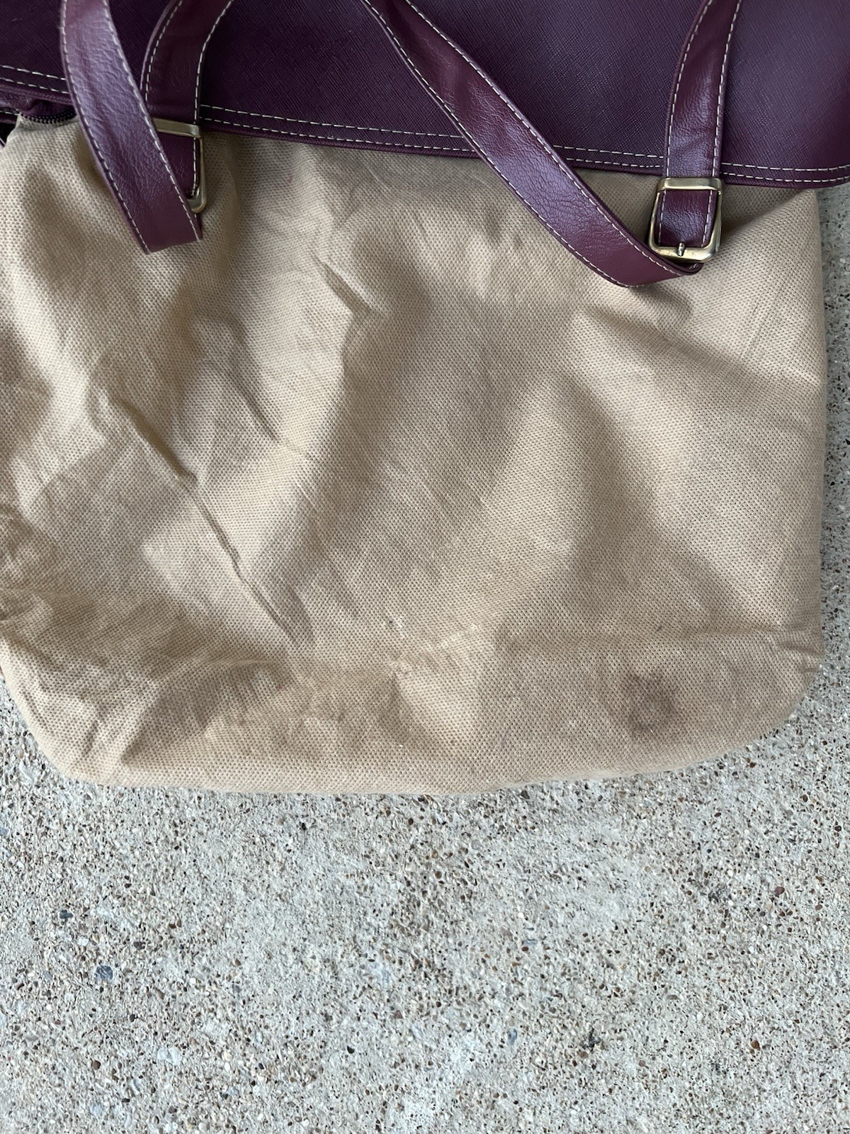 Burgundy Solid Tote Shoulder Bag Zip Top Beige Lined Inner Pockets Gold