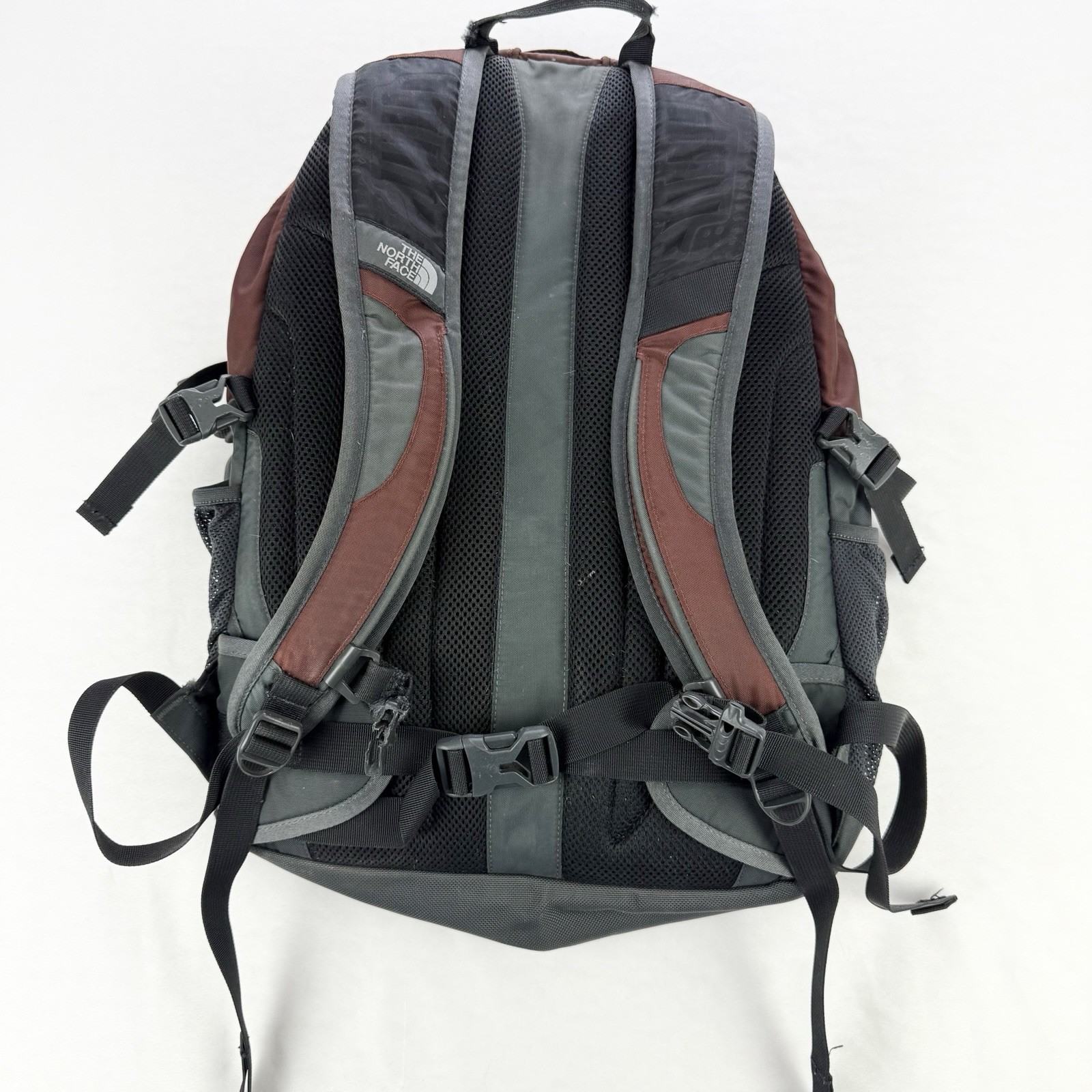 THE NORTH FACE Recon Burgundy & Gray Backpack Hiking Travel School Everyday Bag