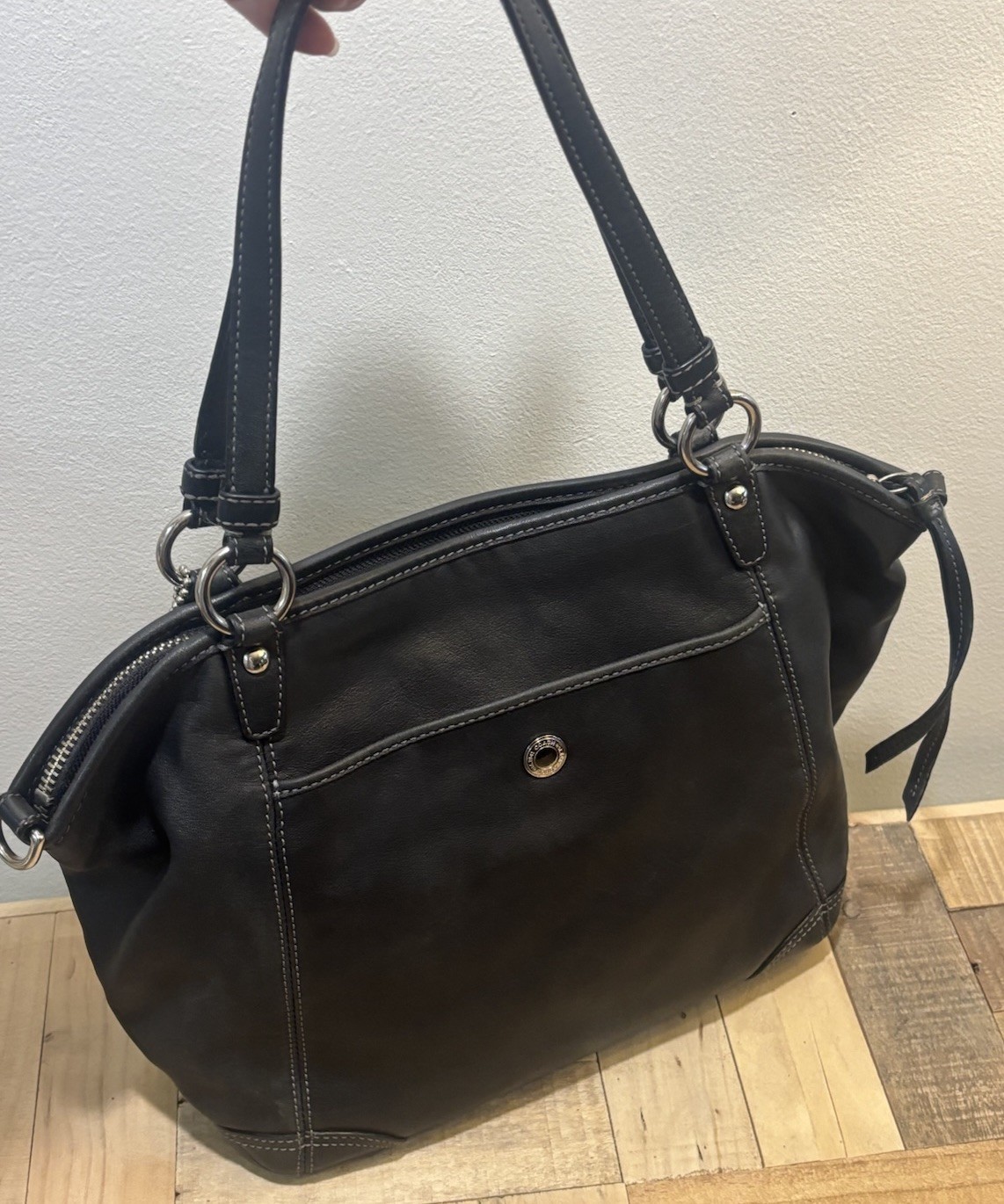 Coach Leah Black Leather Shoulder Bag 13172