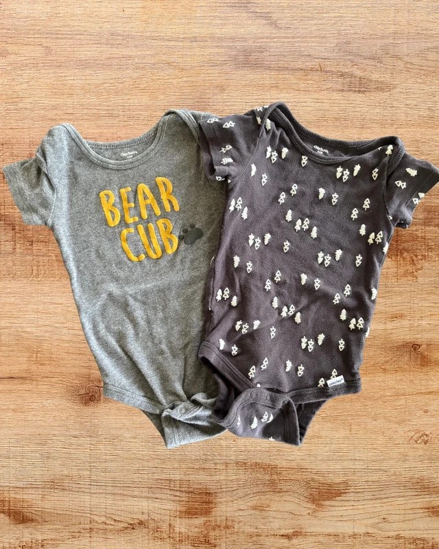 Gerber 6-9M Baby Bodysuit Bundle 2 Pack Bear Cub & Tree Print