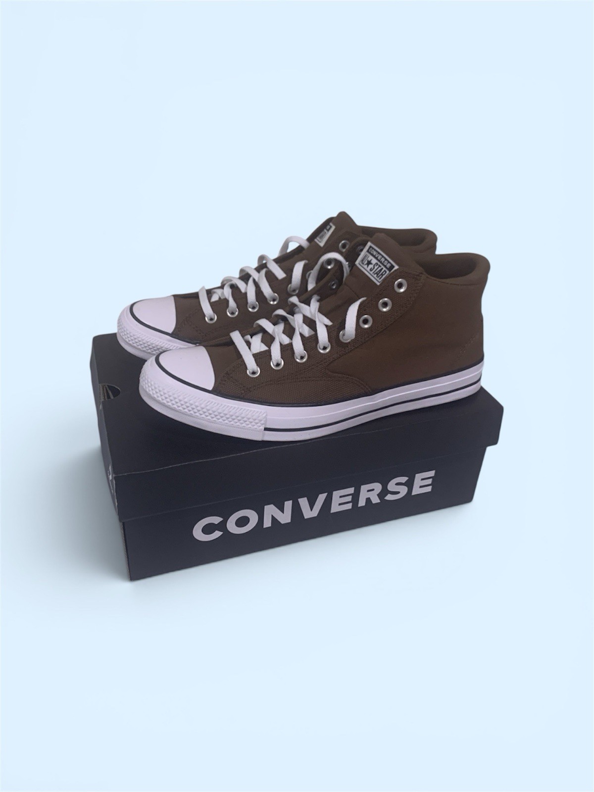 Converse Men’s 13 CTAS Malden Street Fresh Brew C Taylor Brown White Woman’s 15
